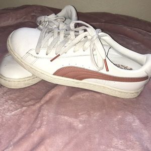 Cream and rose gold Pumas